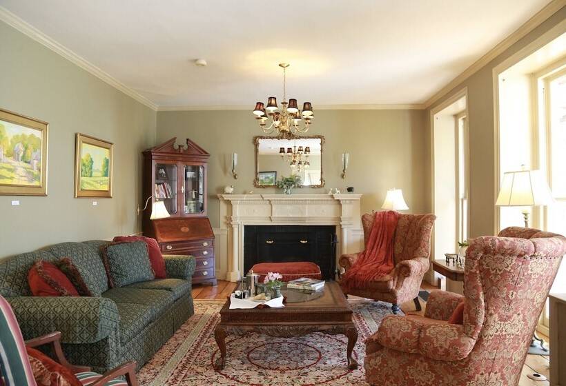 فندق صغير Woolverton Inn