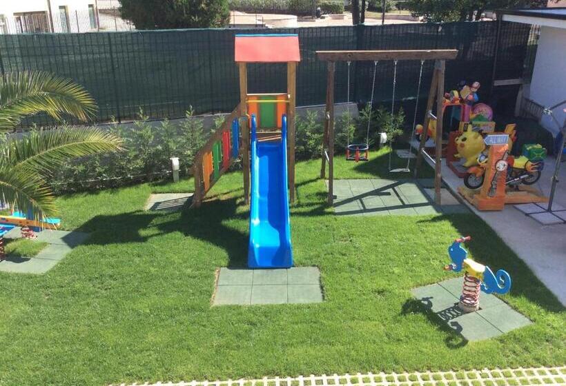 ベッドアンドブレックファースト Be And Be