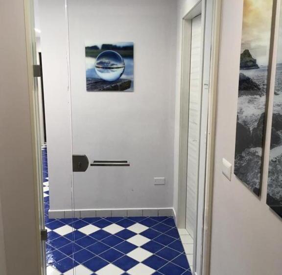 ベッドアンドブレックファースト Be And Be