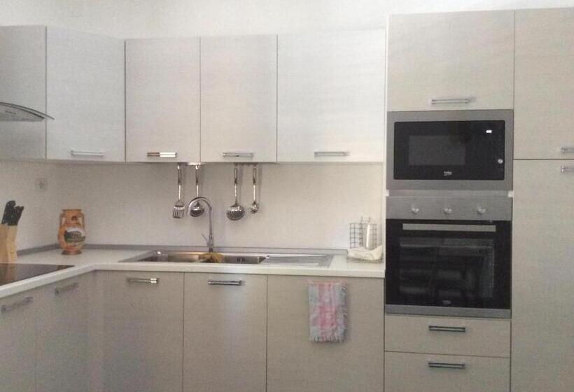 ベッドアンドブレックファースト Be And Be