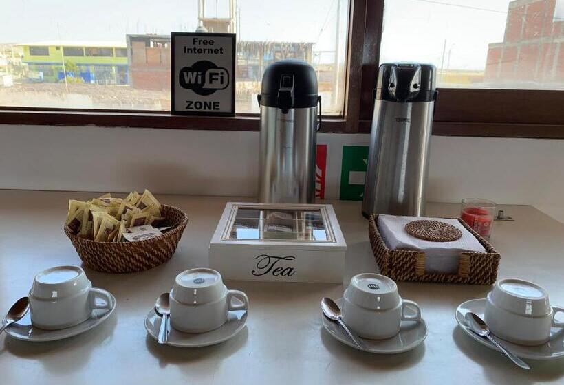 住宿加早餐  Buena Vista Lobitos