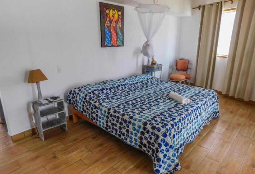 住宿加早餐  Buena Vista Lobitos