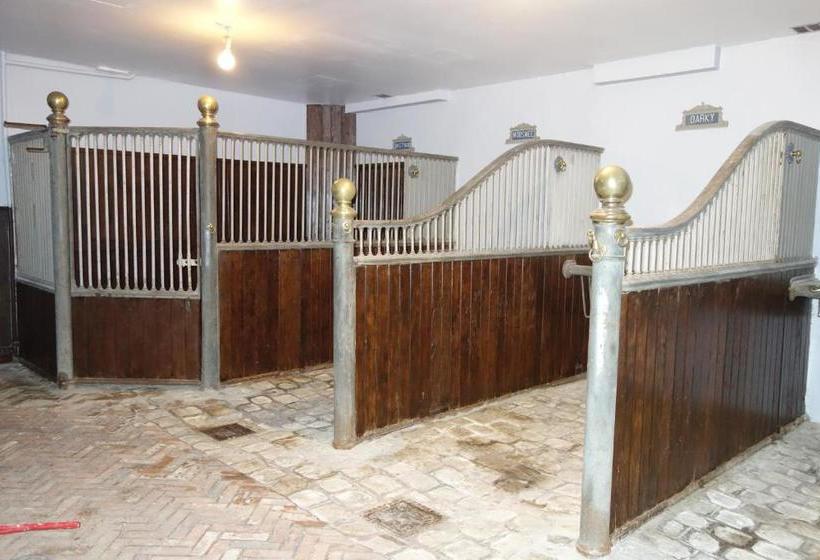 مبيت وإفطار Château Mont Suzey