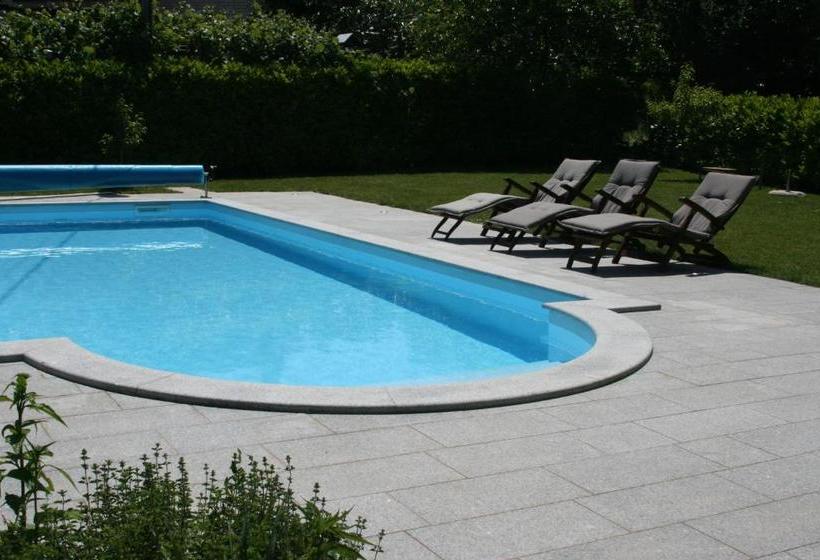 تختخواب و صبحانه Guesthouse Pri Mihelovih