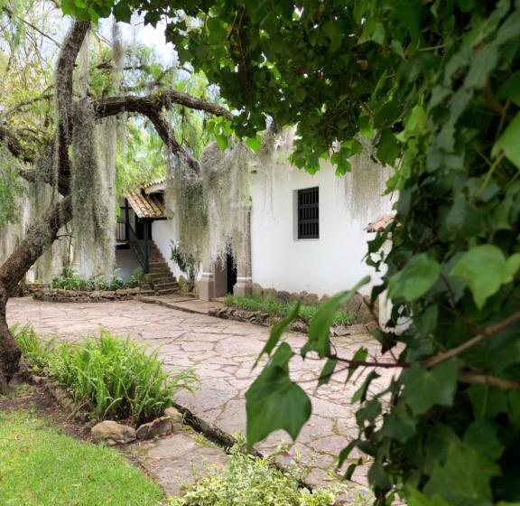 ベッドアンドブレックファースト Hacienda Suescún   300 Años De Historia