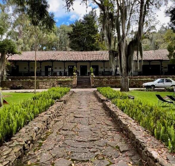 ベッドアンドブレックファースト Hacienda Suescún   300 Años De Historia