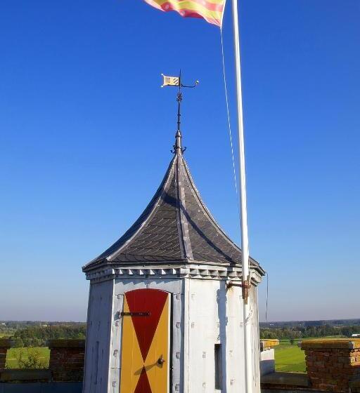 تختخواب و صبحانه Kasteel Sterkenburg