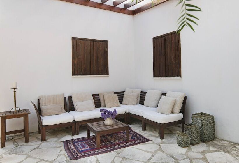 مبيت وإفطار Meleni Cottage Houses