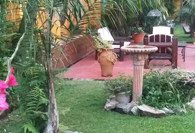 Bed and Breakfast El Bambu