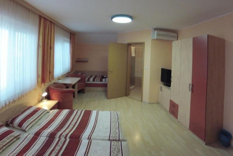 تختخواب و صبحانه Rooms En Krajcar