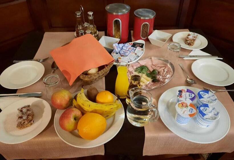 تختخواب و صبحانه Rooms En Krajcar