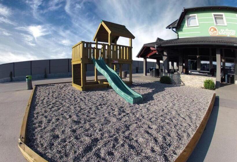 تختخواب و صبحانه Rooms En Krajcar