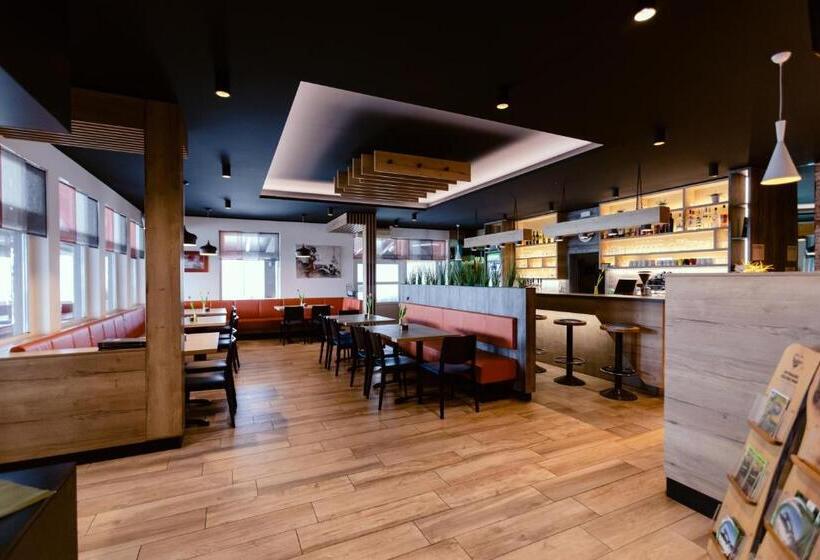 تختخواب و صبحانه Rooms En Krajcar