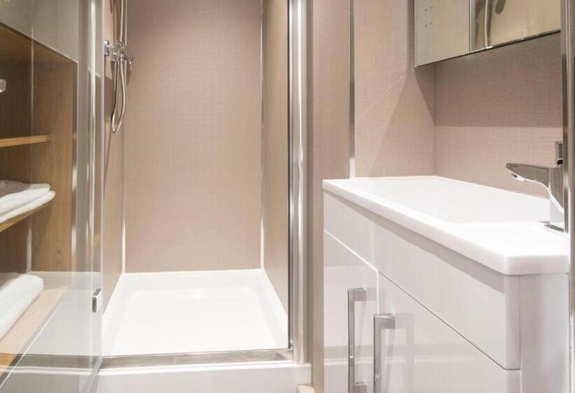 مبيت وإفطار Stanley Lodge Farmhouse