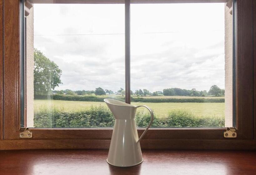 צימר Stanley Lodge Farmhouse