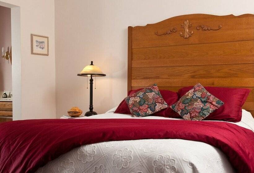 مبيت وإفطار The White Oak Inn