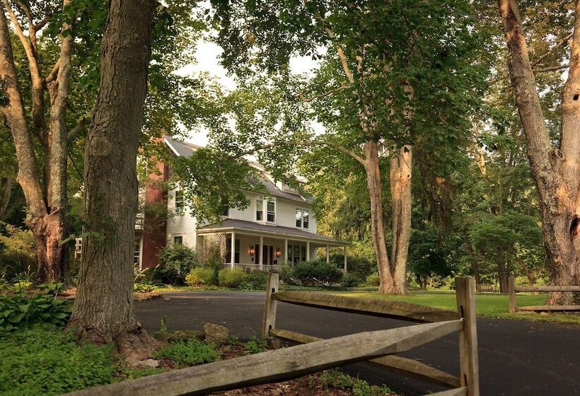 مبيت وإفطار The White Oak Inn