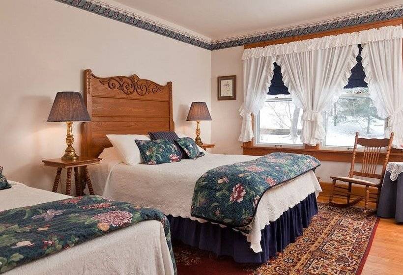 مبيت وإفطار The White Oak Inn