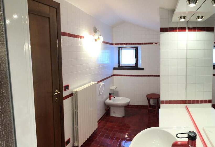 مبيت وإفطار Villa Fior Di Robinia