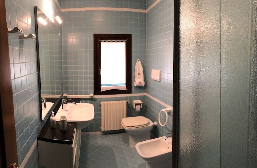 مبيت وإفطار Villa Fior Di Robinia