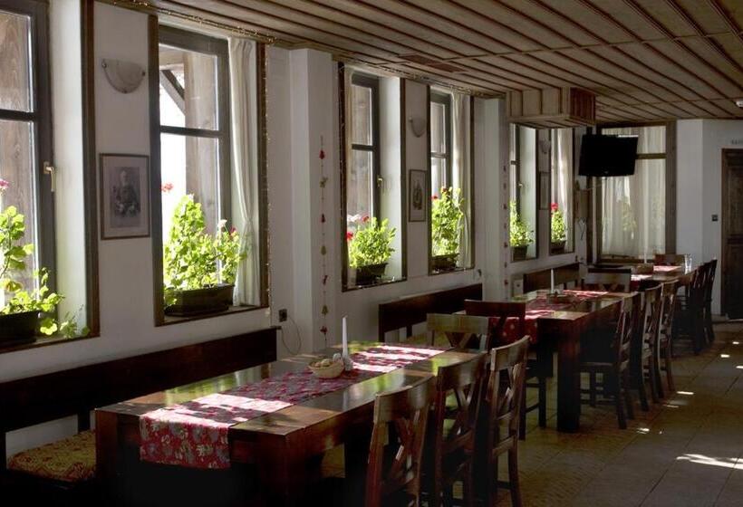 Family Hotel Arkan Han