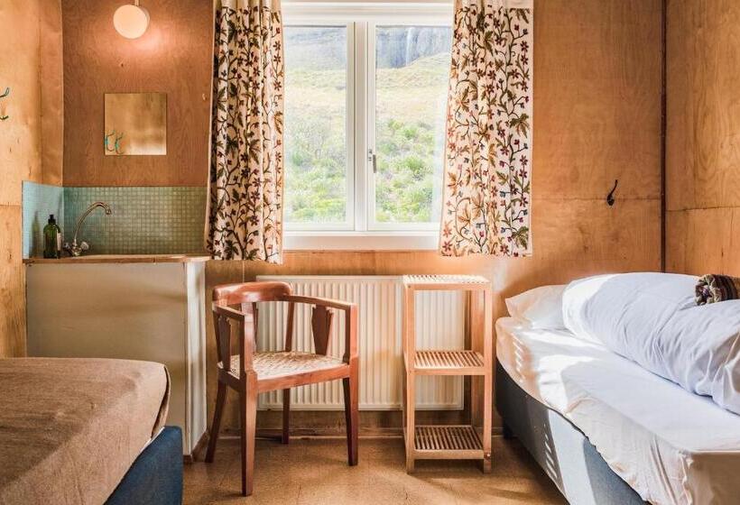 Hafaldan Hi Hostel   Harbour Building