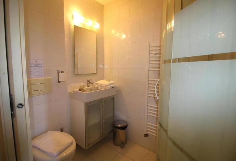 酒店 Auberge De La Couronne