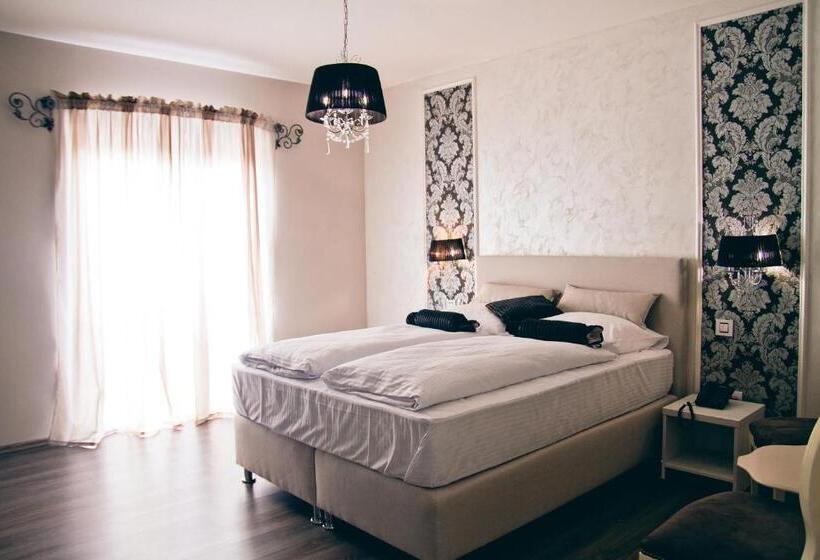 هتل Bakarni Lonac