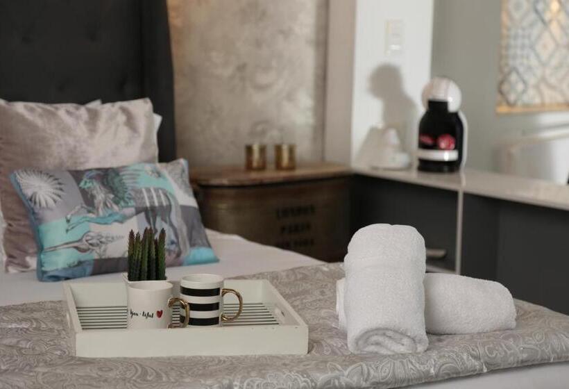 هتل Boutique Guatika