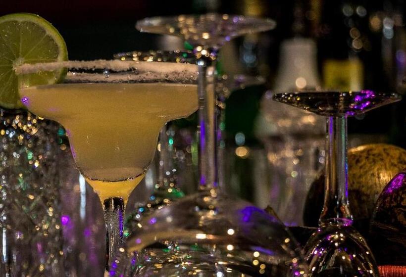 Отель Costa Choco