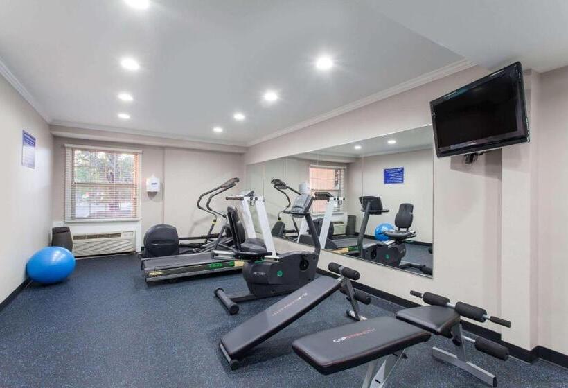 فندق Days Inn By Wyndham Wilmington Brandywine