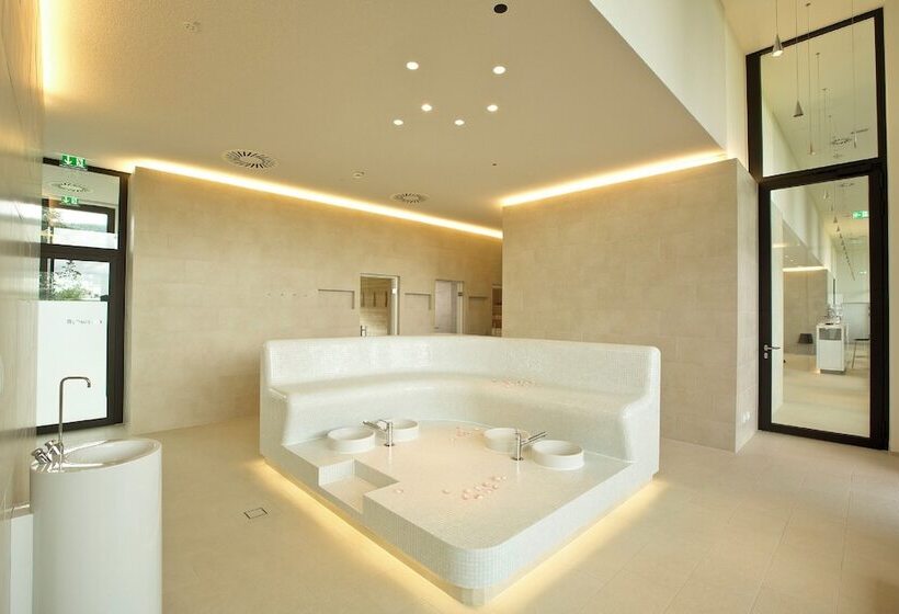 Отель Kloster Haydau