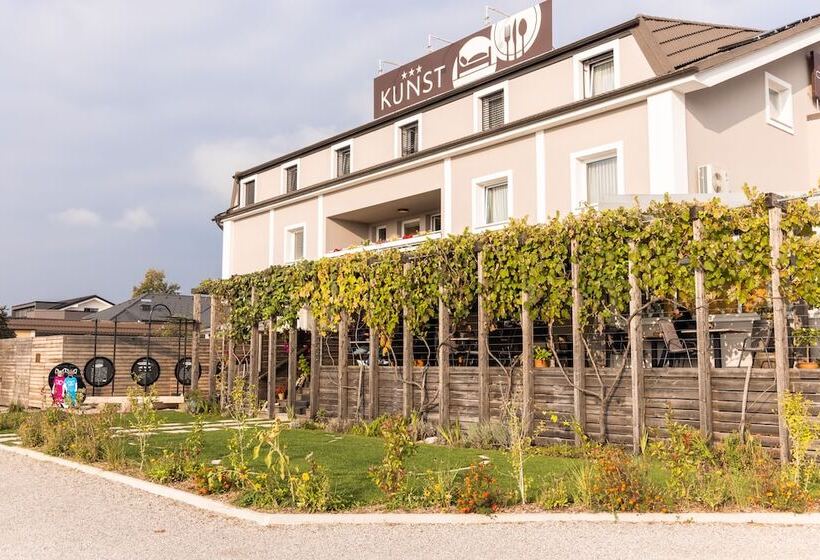 هتل Kunst
