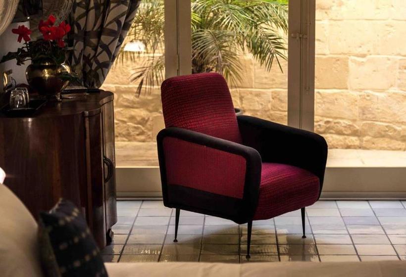 هتل Locanda La Gelsomina