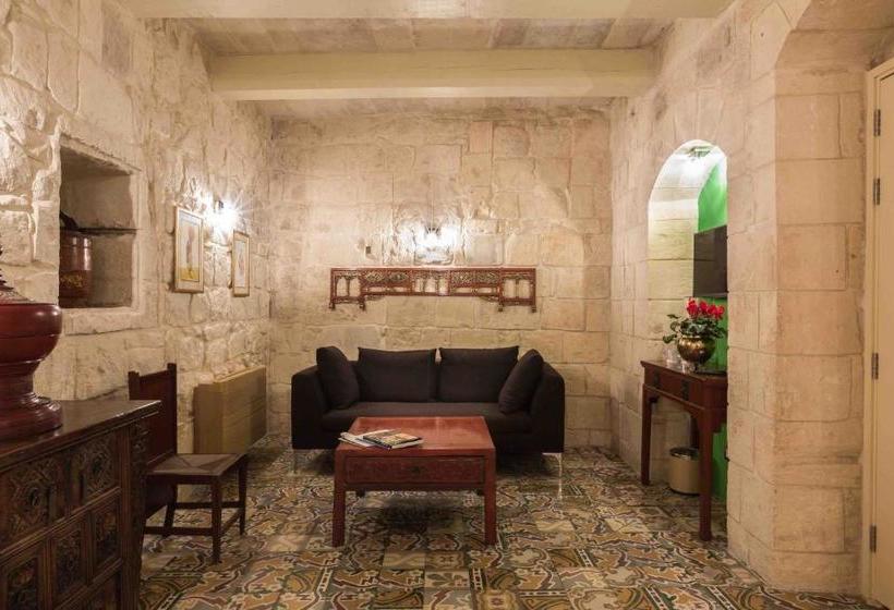 هتل Locanda La Gelsomina