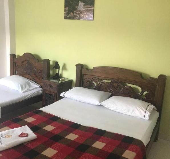 ホテル Los Estoraques