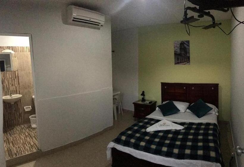 ホテル Los Estoraques