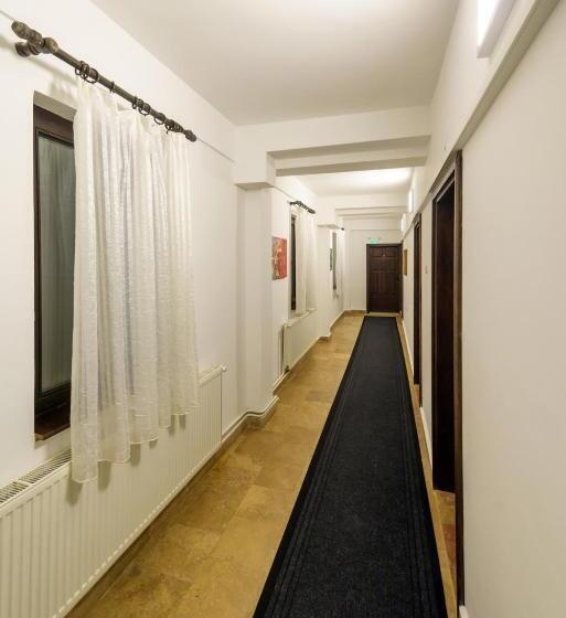 هتل Manastir Sv. Joakim Osogovski