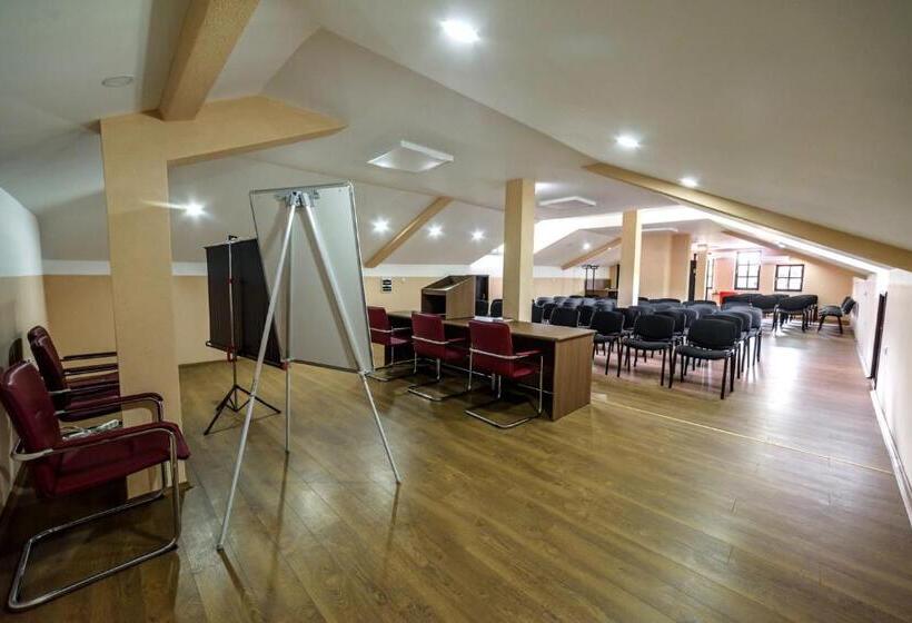 هتل Manastir Sv. Joakim Osogovski