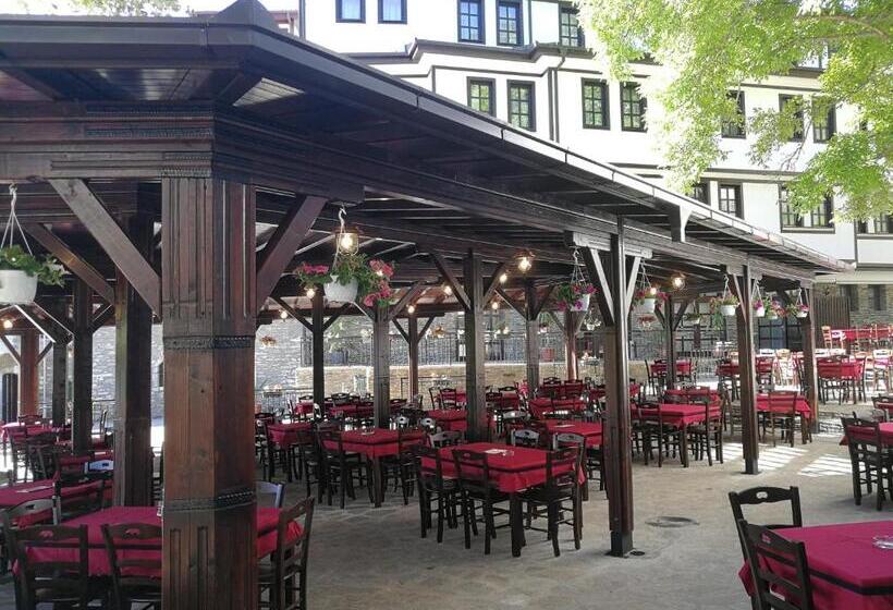 هتل Manastir Sv. Joakim Osogovski