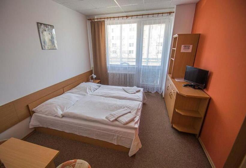 בית מלון כפרי Sport