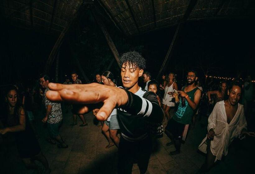 هتل Viajero Tayrona Hostel & Ecohabs