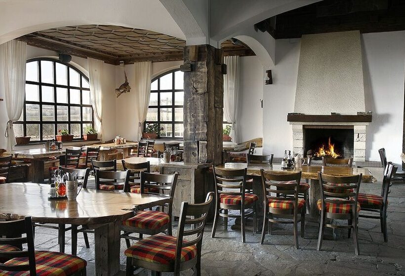 酒店 Wine & Spa Complex Starosel