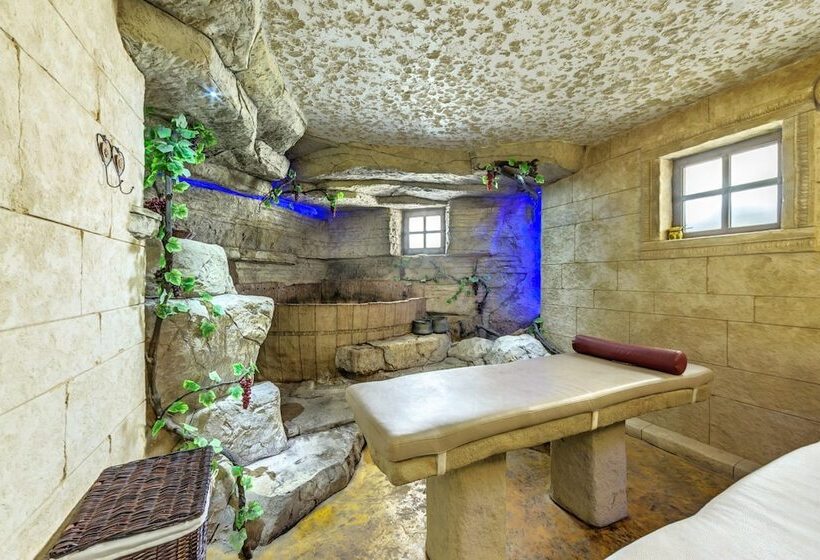 فندق Wine & Spa Complex Starosel