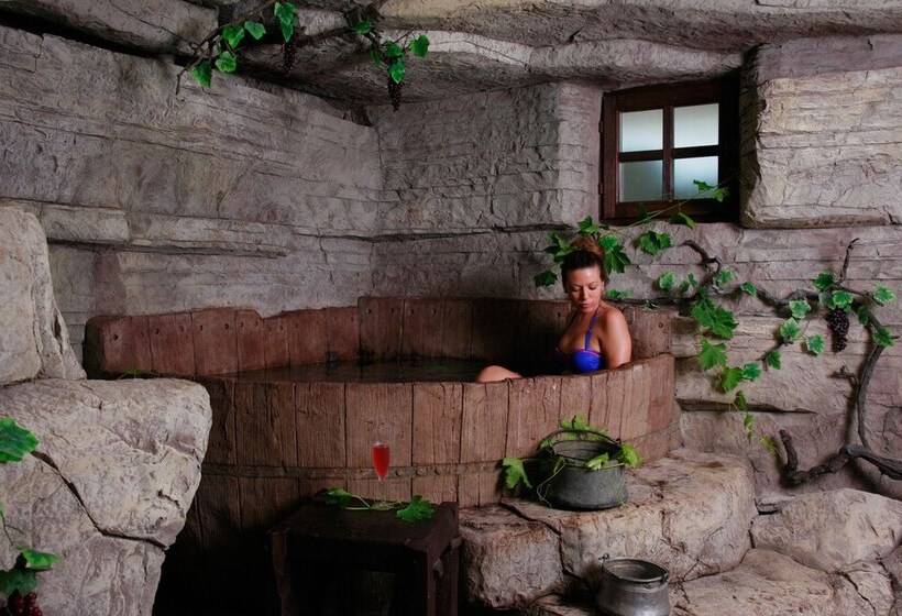 فندق Wine & Spa Complex Starosel