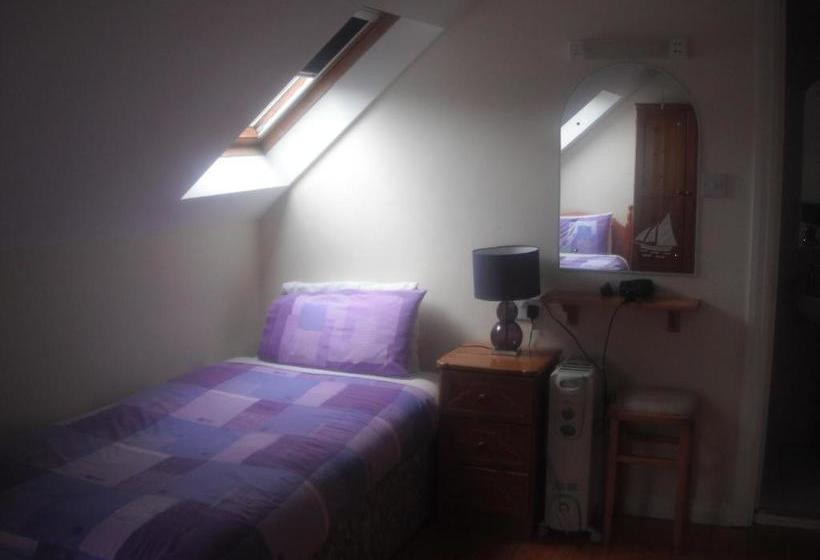 Oliver's Seafood Bar, Bed & Breakfast