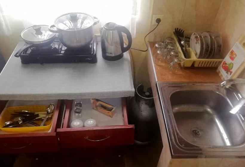 پانسیون Achi Guest House