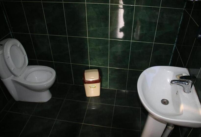 پانسیون Achi Guest House