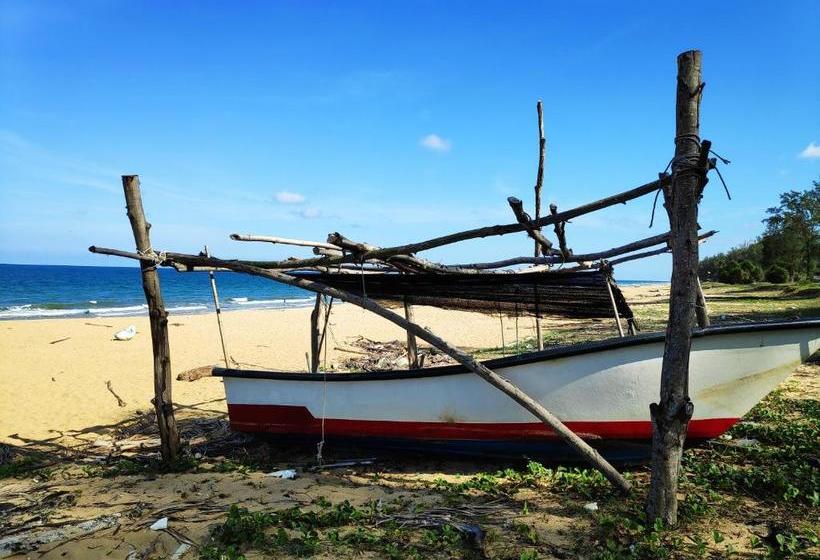 بنسيون Anggun Beach Guest House