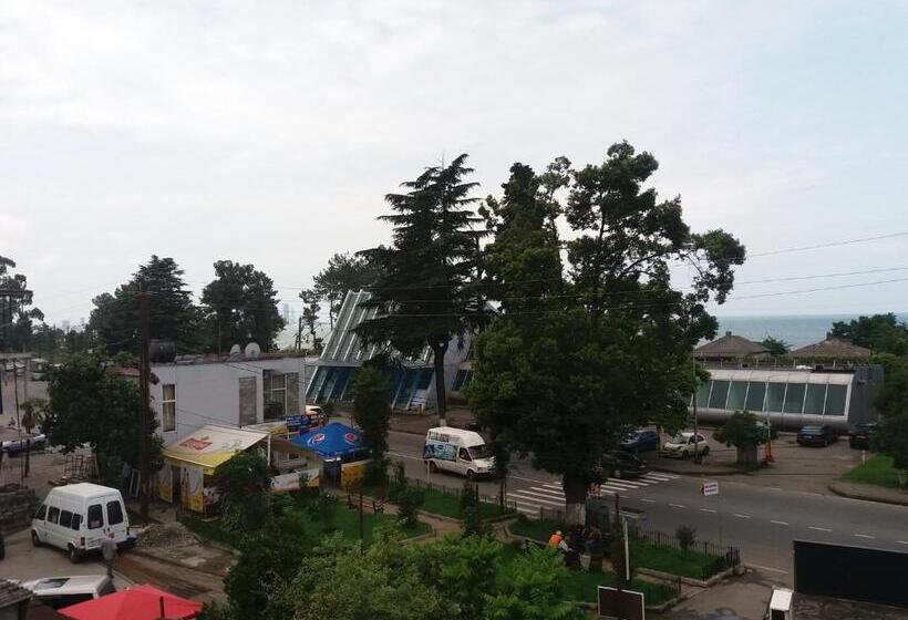 پانسیون Apartment Maxinjauri